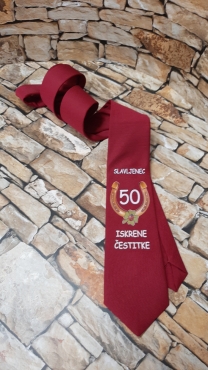 POTISKANA KRAVATA 50 LET